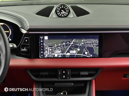 Porsche Macan — photo 14