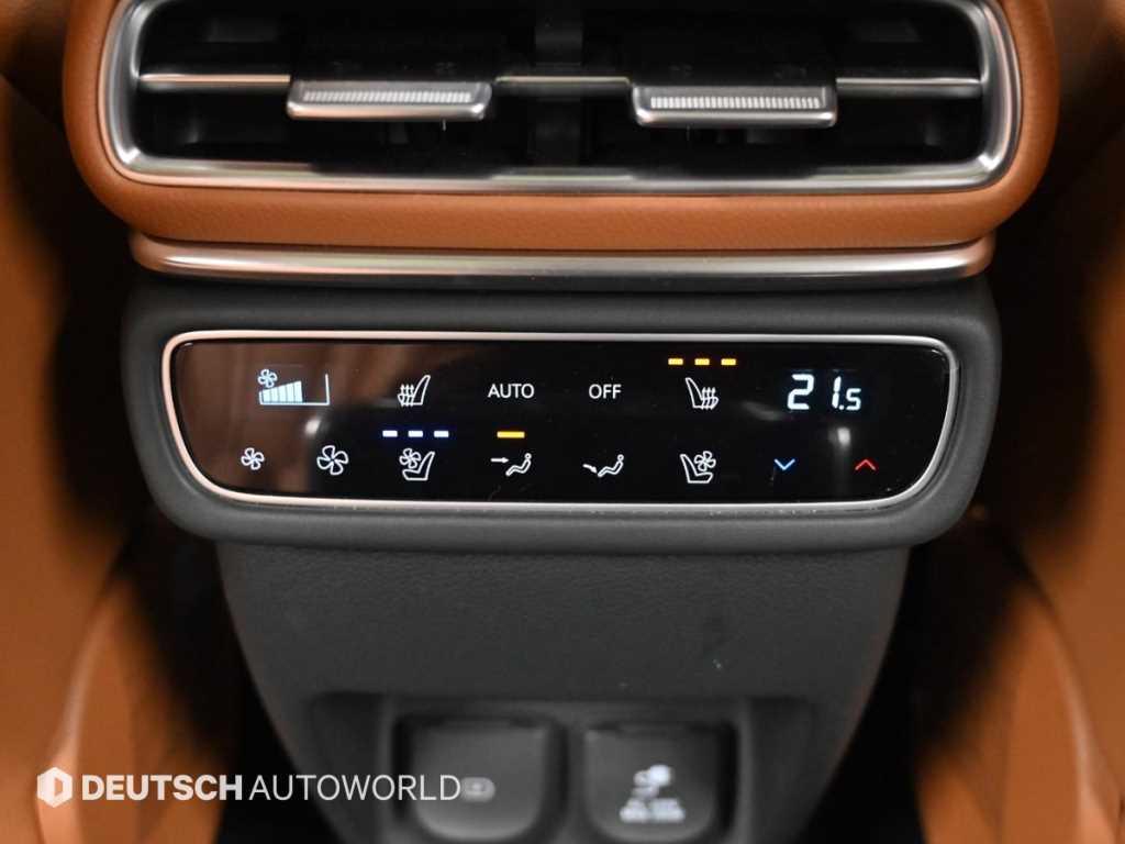 Genesis GV80 — photo 16