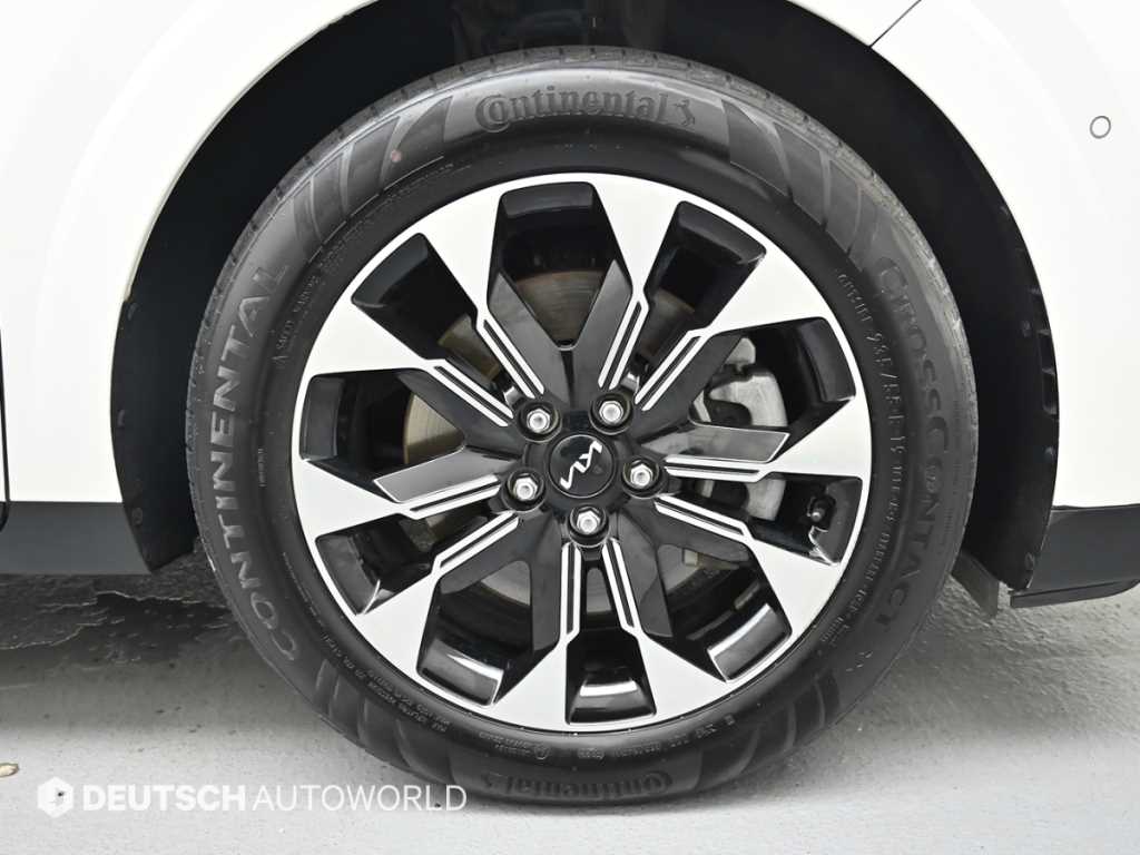 Kia Carnival — photo 05