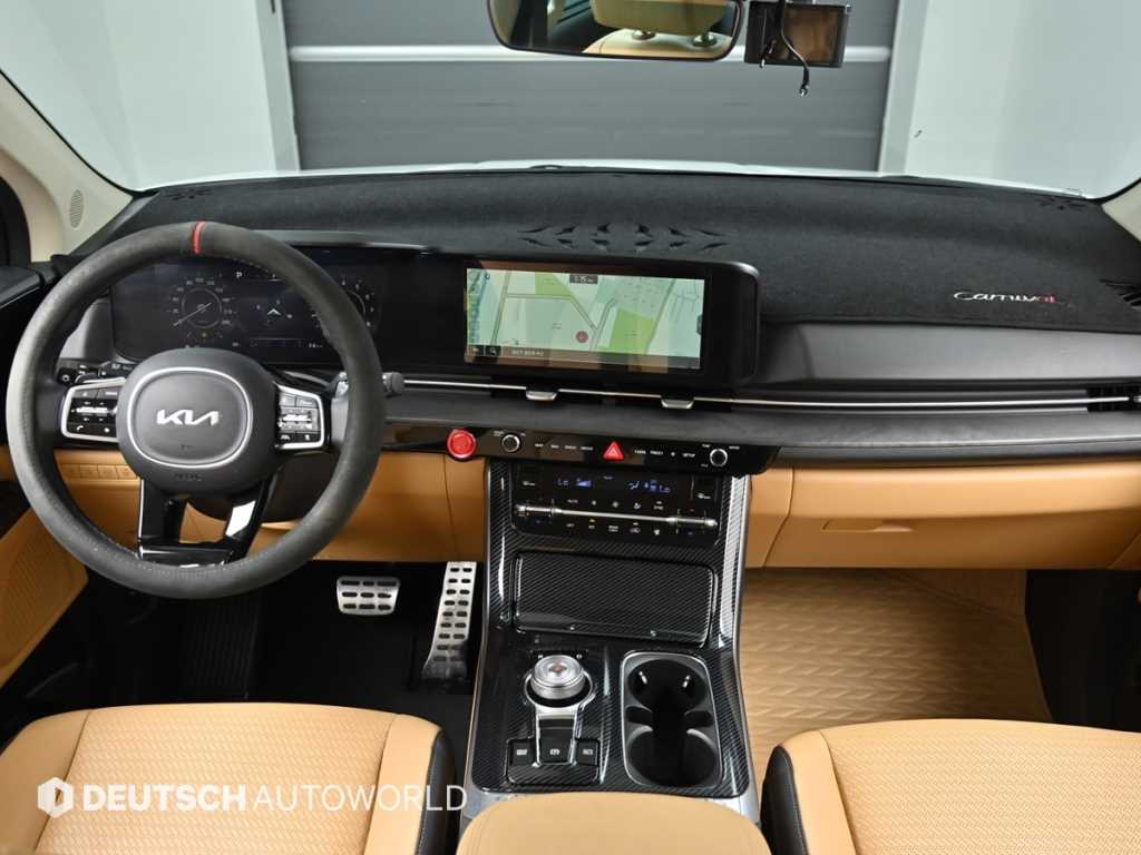 Kia Carnival — photo 07
