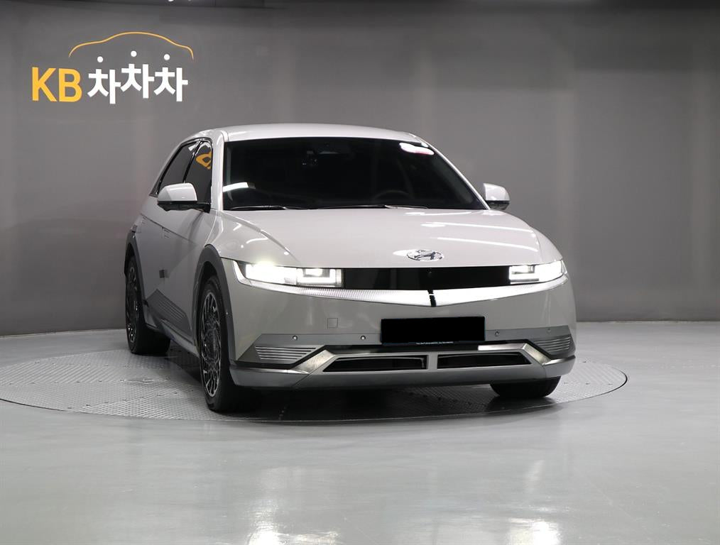 Hyundai Ioniq5 — photo 02