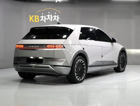 Hyundai Ioniq5 — photo 03