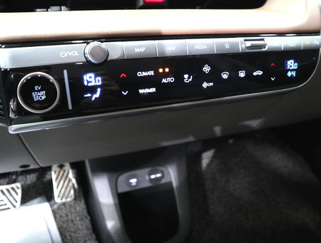 Hyundai Ioniq5 — photo 12