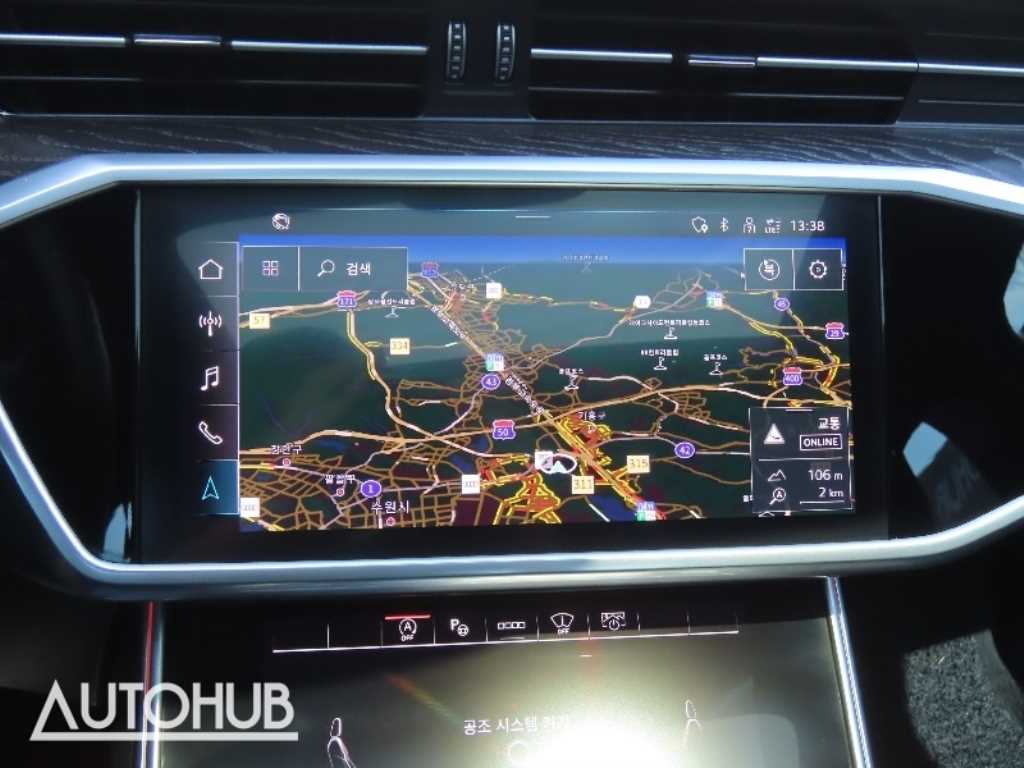 Audi A6 — photo 09
