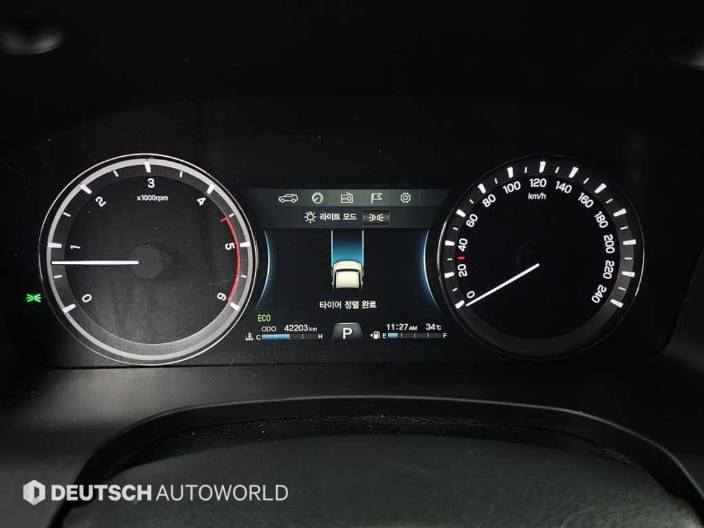 KGM Rexton — photo 08