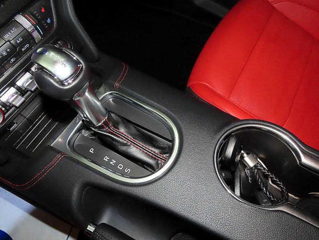 Ford Mustang — photo 12