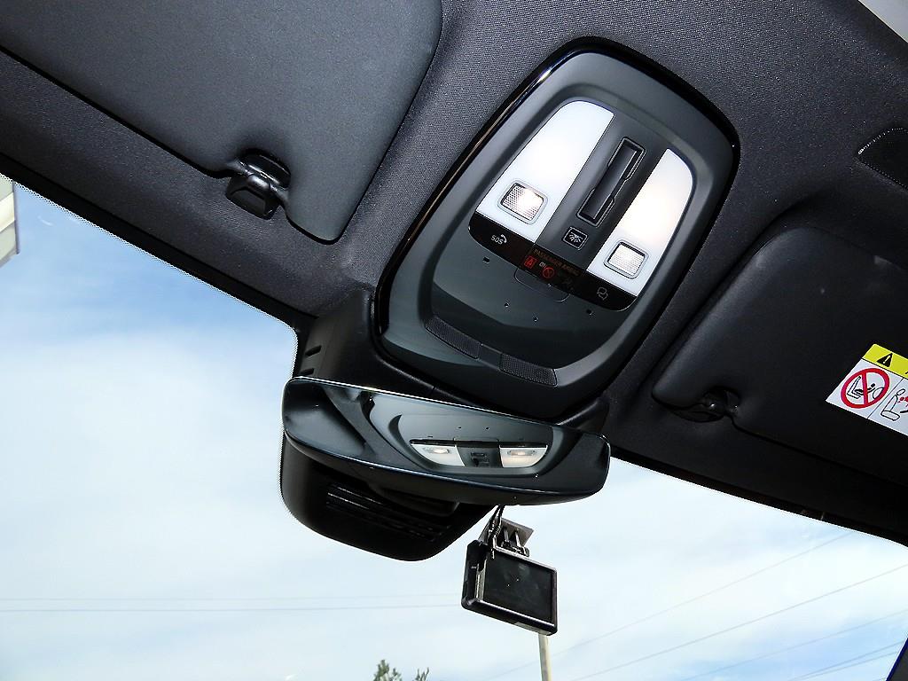 Volvo XC60 — photo 14