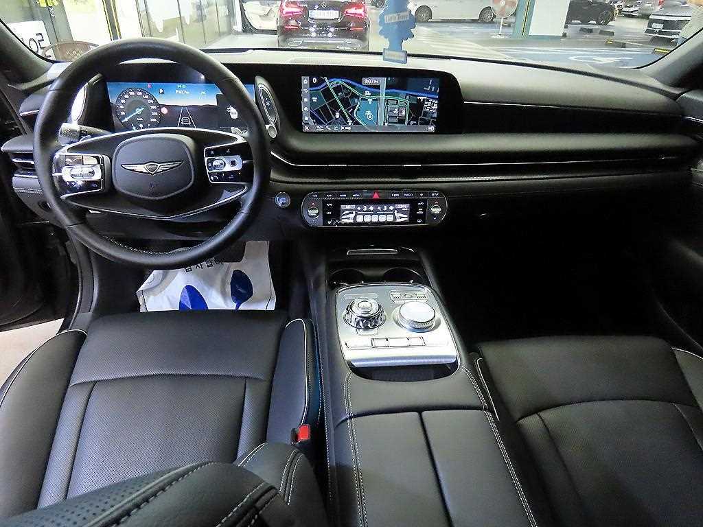 Genesis G90 — photo 10