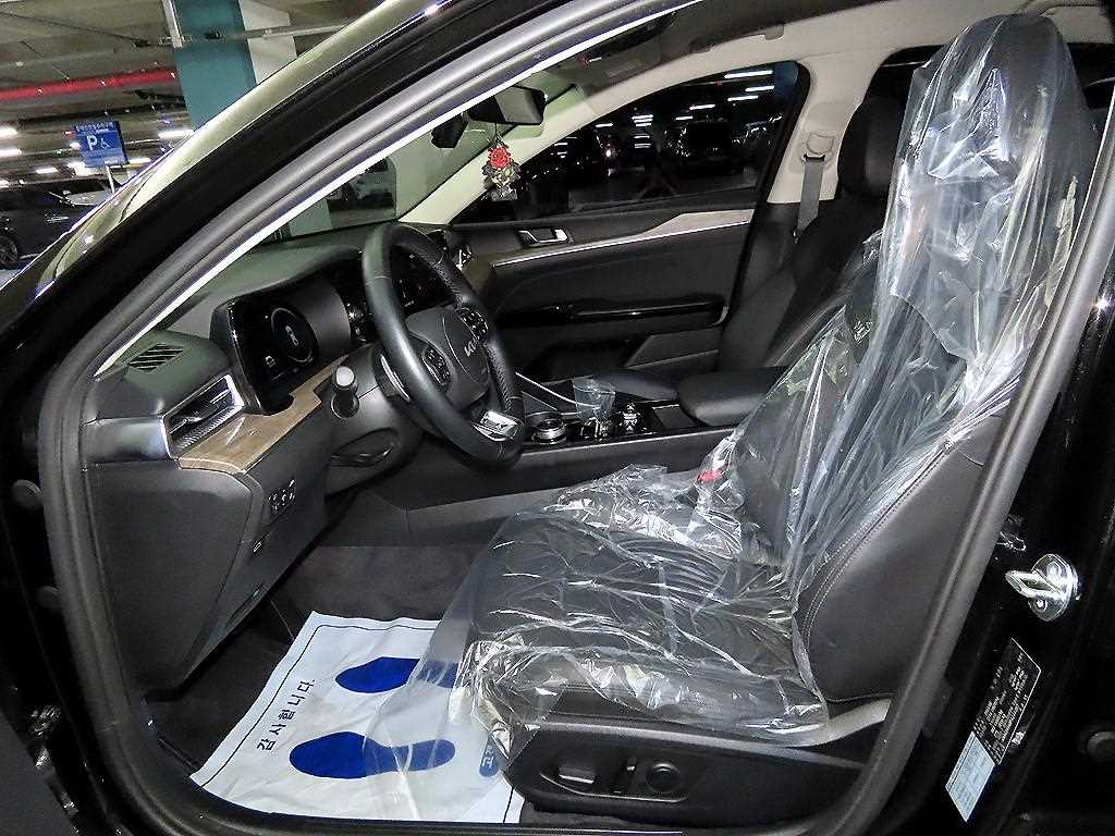 Kia K5 — photo 06