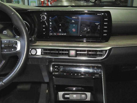 Kia K5 — photo 11