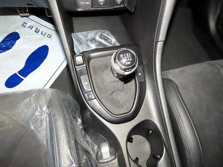 Hyundai Veloster — photo 12