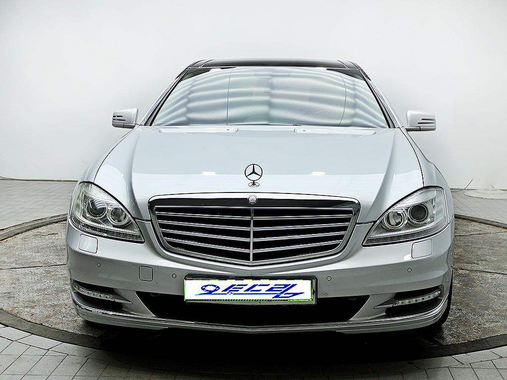 Mercedes-Benz S-Class — photo 01
