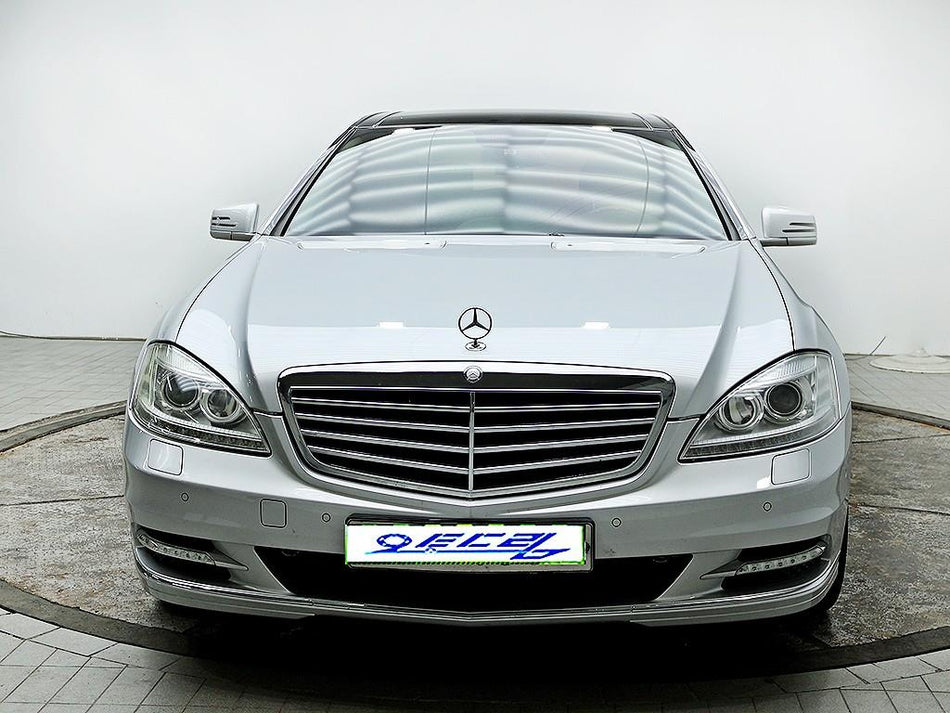 Mercedes-Benz S-Class — photo 01