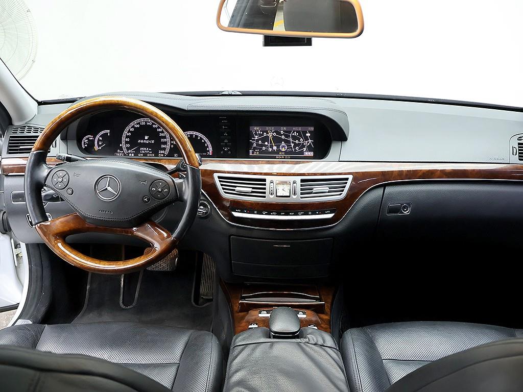 Mercedes-Benz S-Class — photo 05