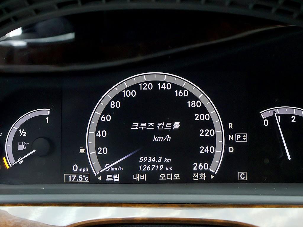 Mercedes-Benz S-Class — photo 06