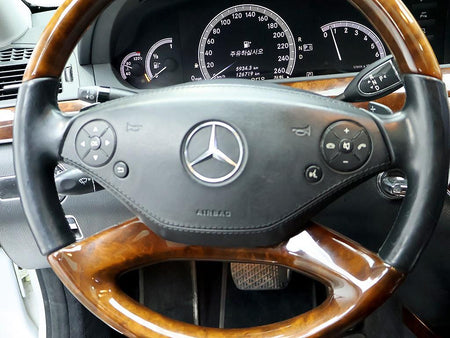 Mercedes-Benz S-Class — photo 16