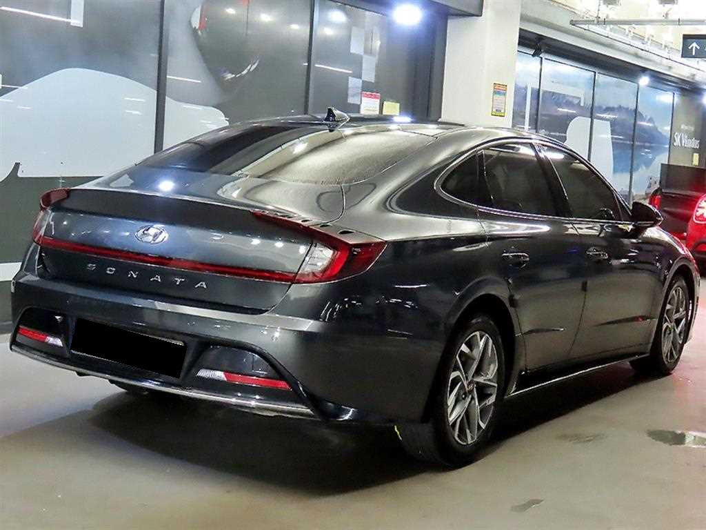 Hyundai Sonata — photo 04