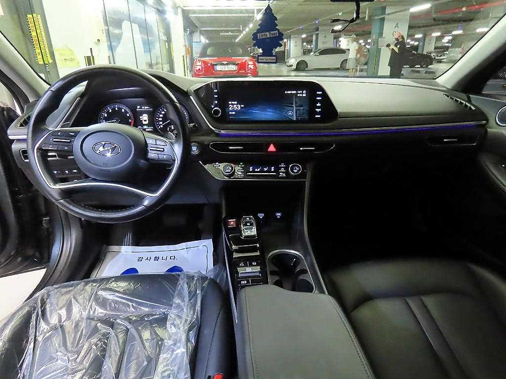 Hyundai Sonata — photo 10