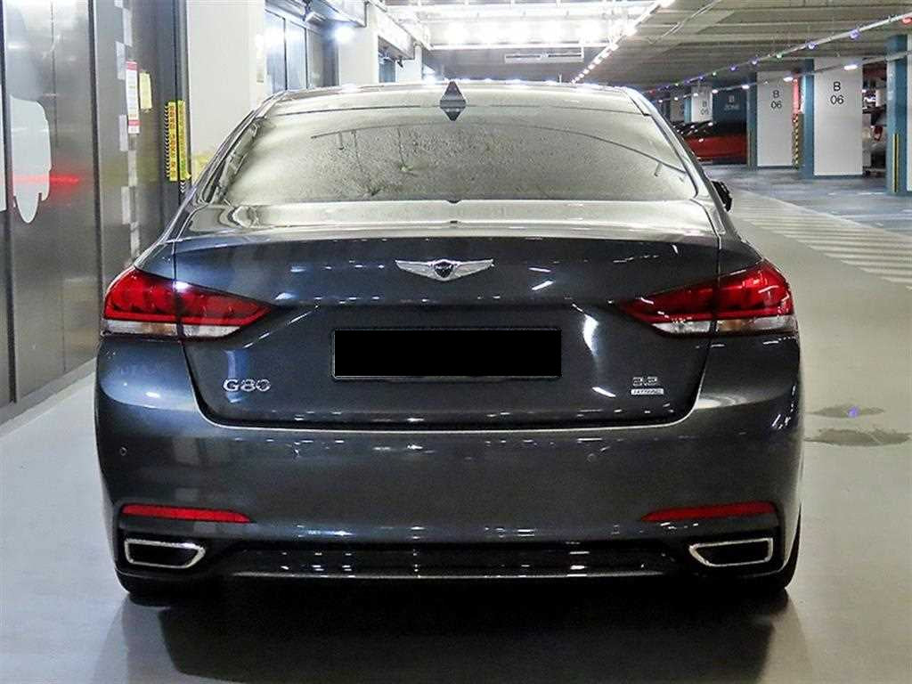 Genesis G80 — photo 05