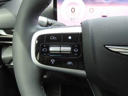 Genesis GV80 — photo 11