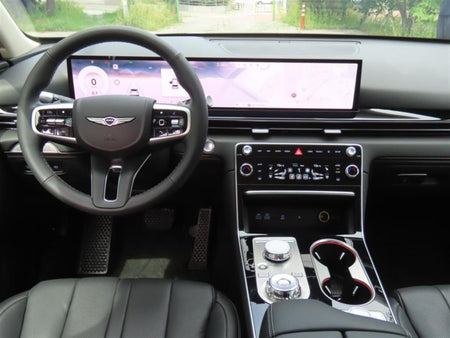 Genesis GV80 — photo 16