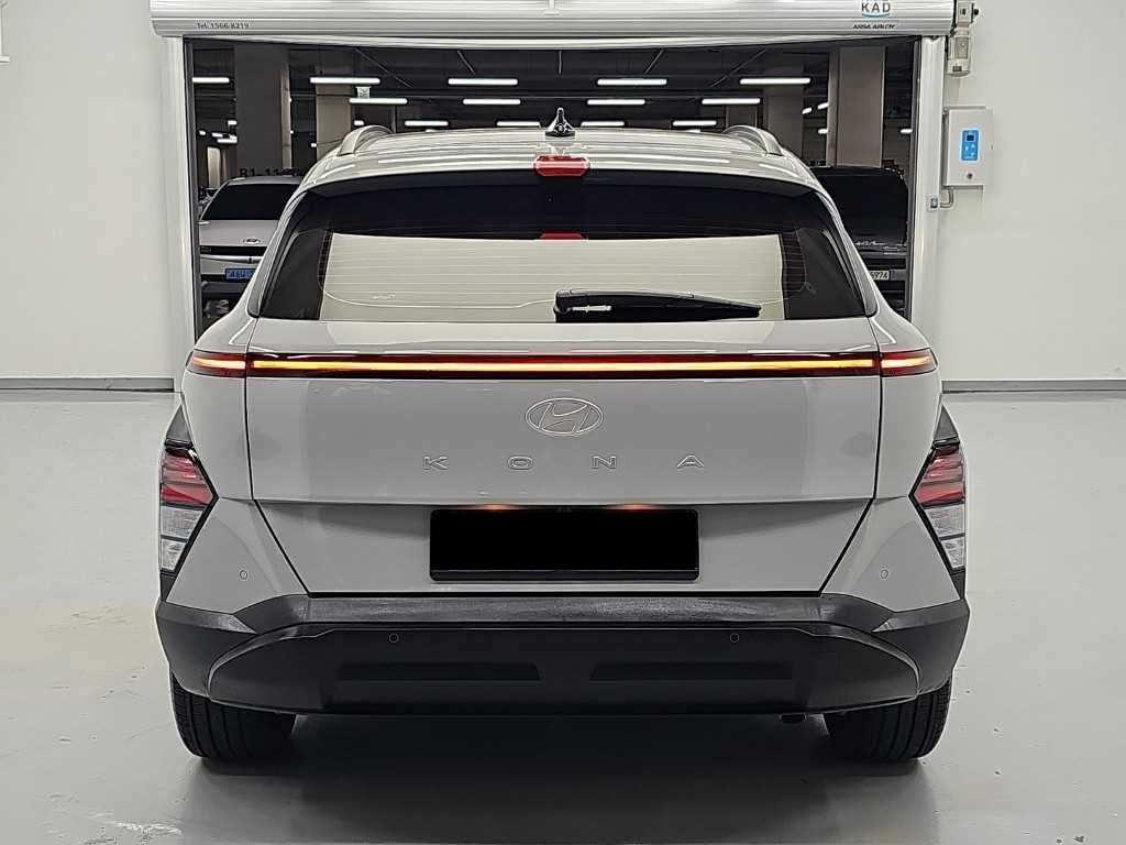 Hyundai Kona — photo 03