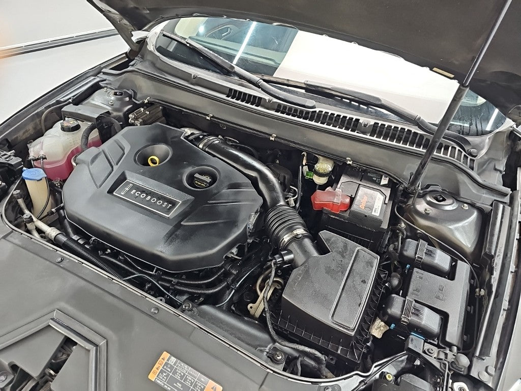 Lincoln MKZ — photo 05