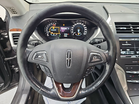 Lincoln MKZ — photo 09