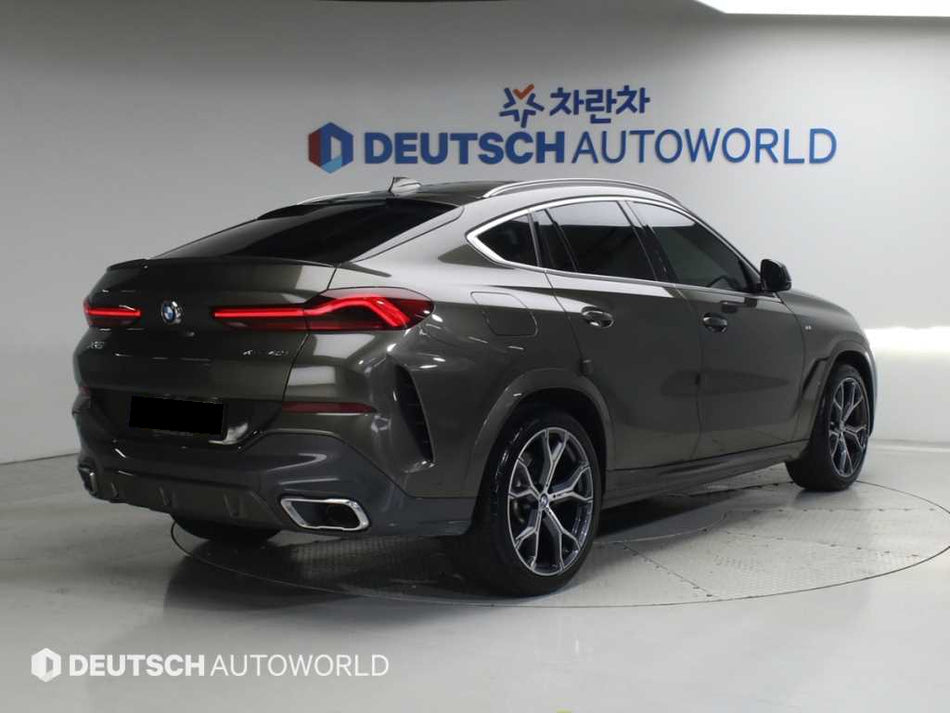 BMW X6 — photo 02
