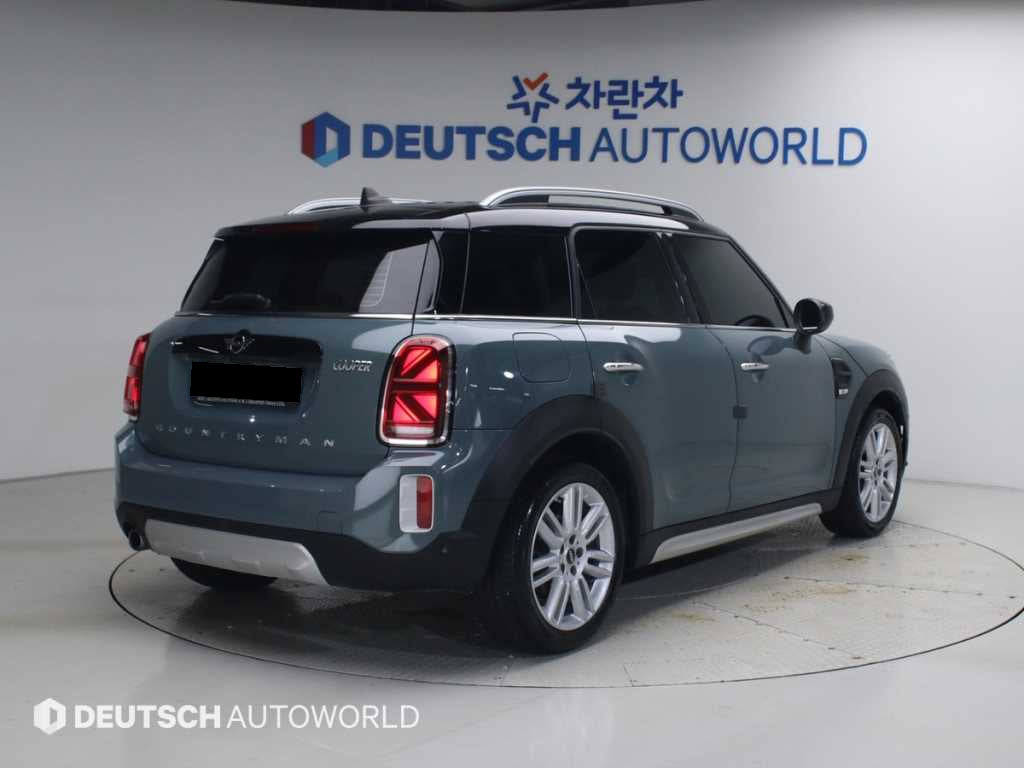 Mini Countryman — photo 02