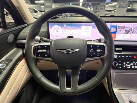 Genesis GV80 — photo 08