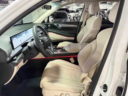 Genesis GV80 — photo 09