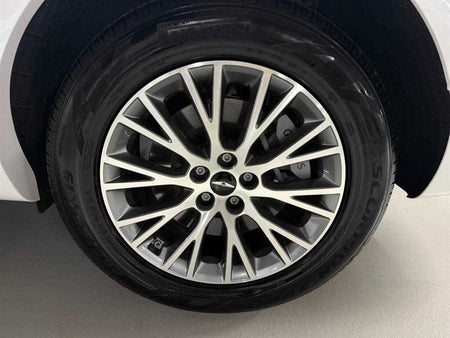 Genesis GV80 — photo 20