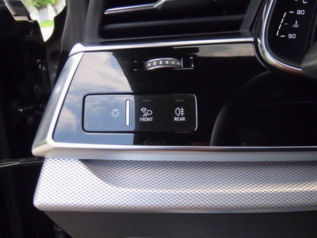 Audi Q8 — photo 11