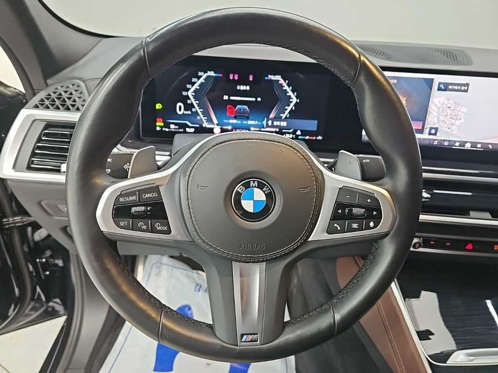 BMW X6 — photo 09
