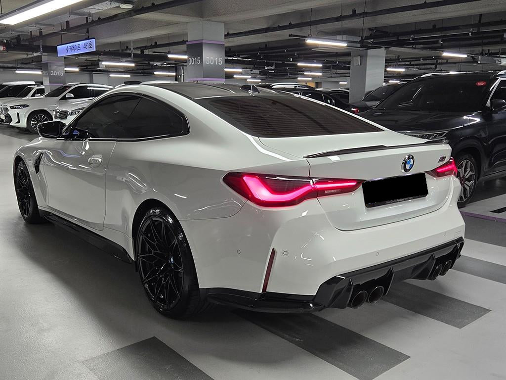 BMW M4 — photo 03