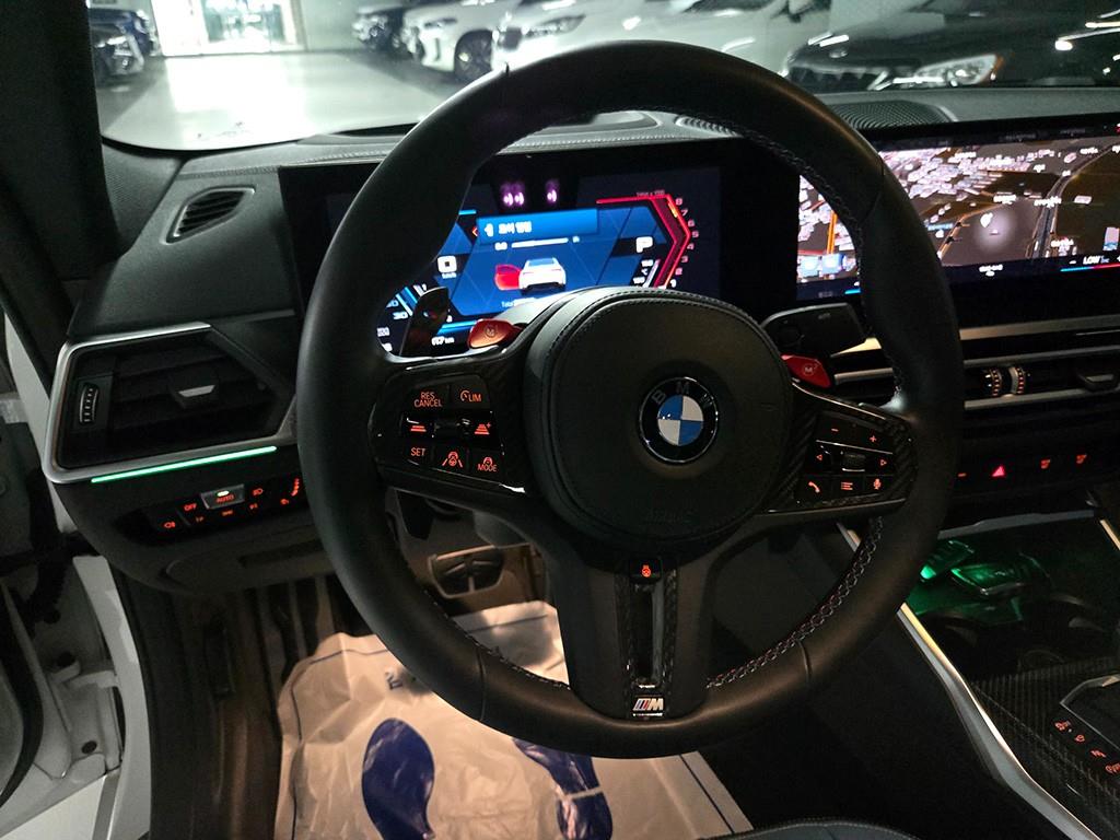 BMW M4 — photo 07