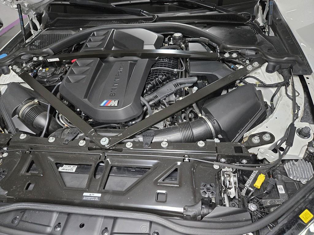 BMW M4 — photo 18