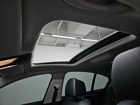 BMW 5-Series — photo 14