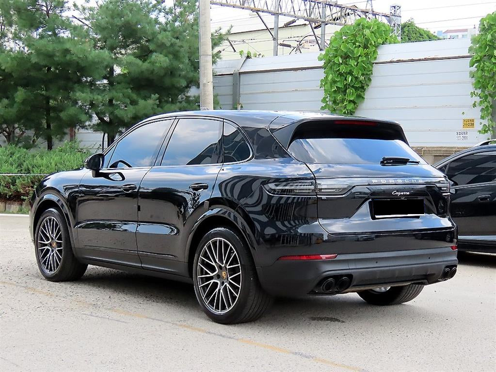 Porsche Cayenne — photo 03