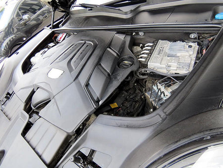 Porsche Cayenne — photo 19