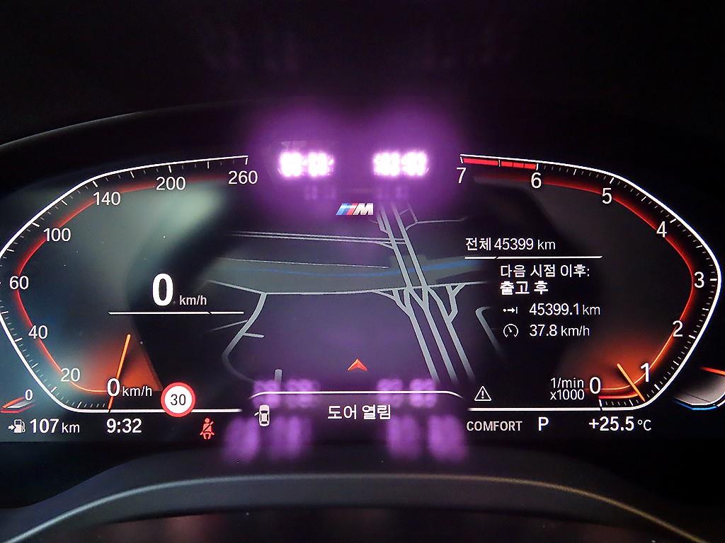 BMW X3 — photo 09