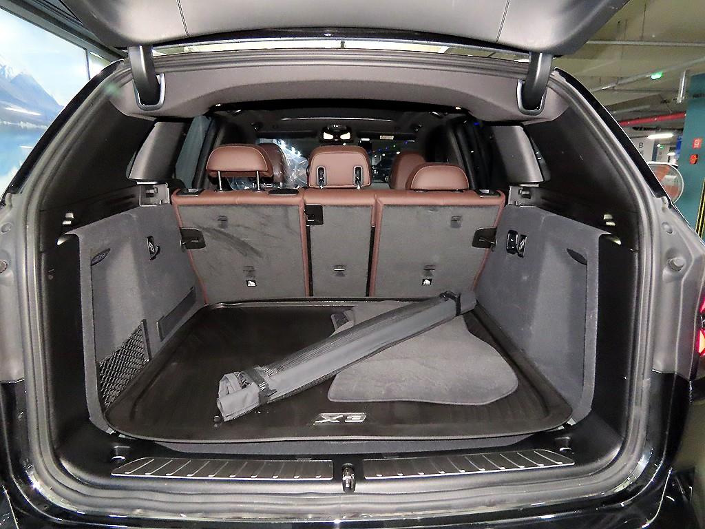 BMW X3 — photo 17