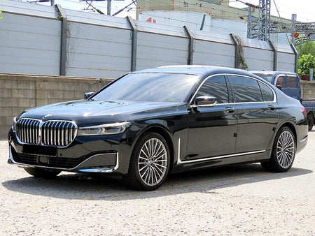 BMW 7-Series — photo 02