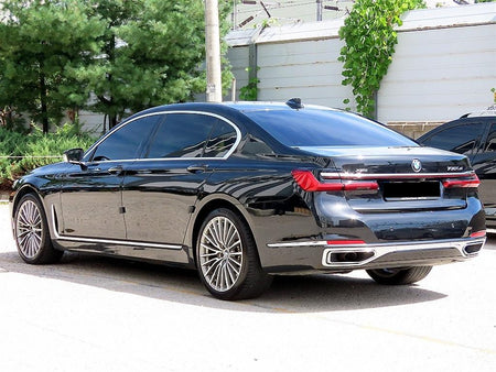 BMW 7-Series — photo 03