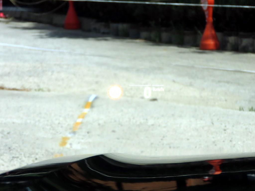 BMW 7-Series — photo 11