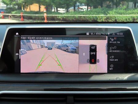 BMW 7-Series — photo 13
