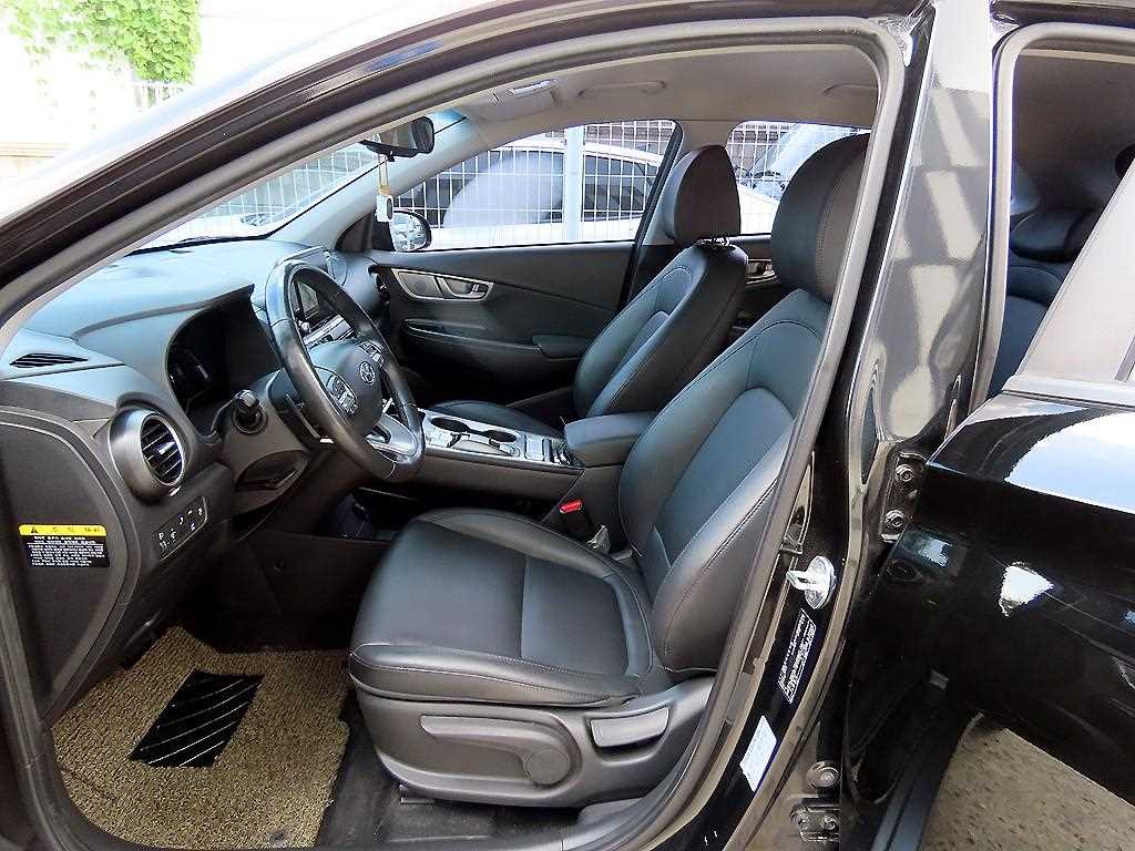 Hyundai Kona — photo 05