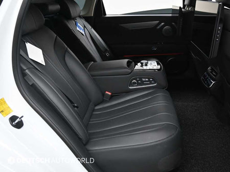 Genesis G80 — photo 12