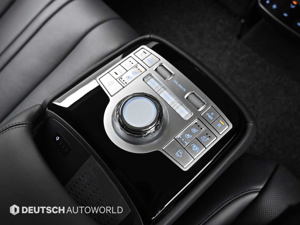 Genesis G80 — photo 16